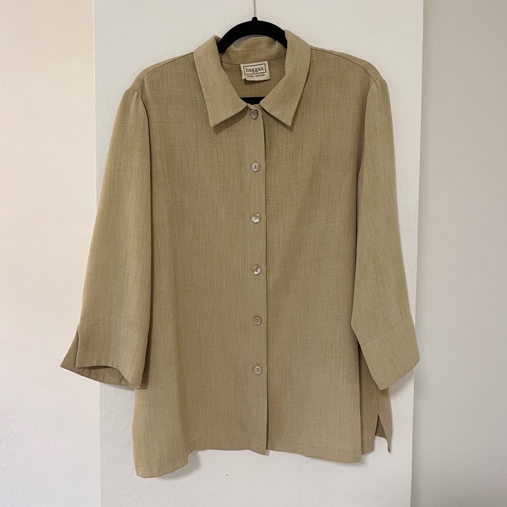 Women’s Tan Collared Button Down Dress Shirt 3/4 Length Sleeves